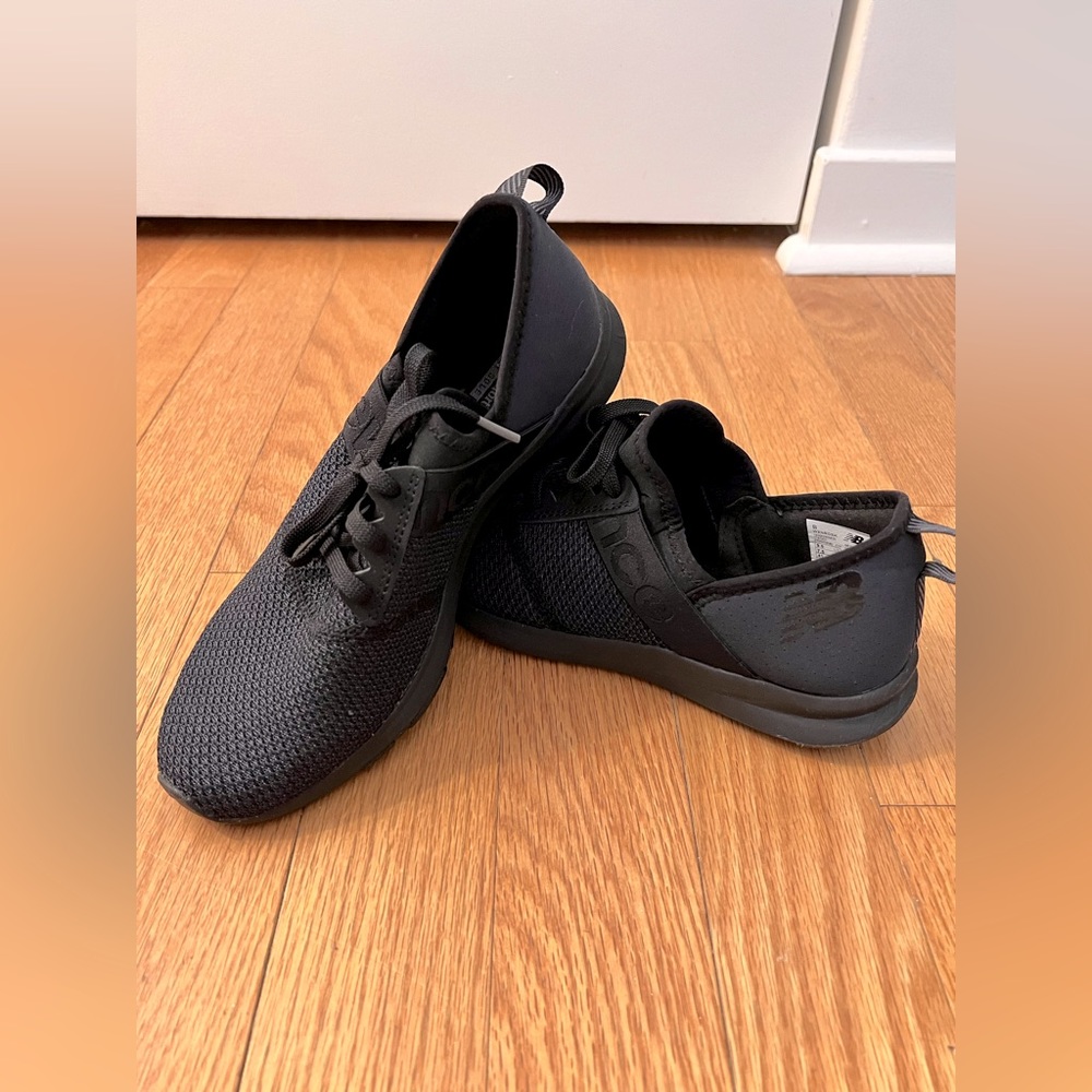 New Balance Woman S 9.5 BNWOT
